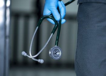 До доктора и у време полицијског часа – претходно позовите дом здравља и за сваки случај полицију