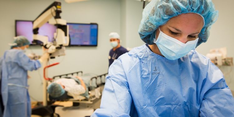 У Институту за онкологију и радиологију 318 операција мање у односу на прошлу годину